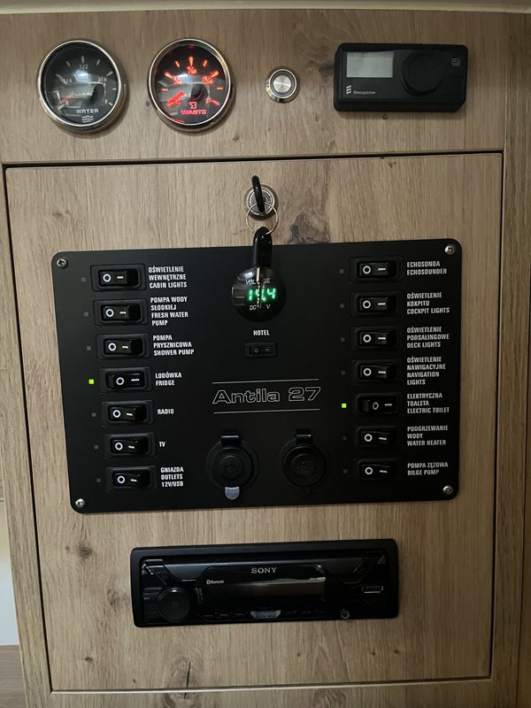 Antila 27 wyposażenie